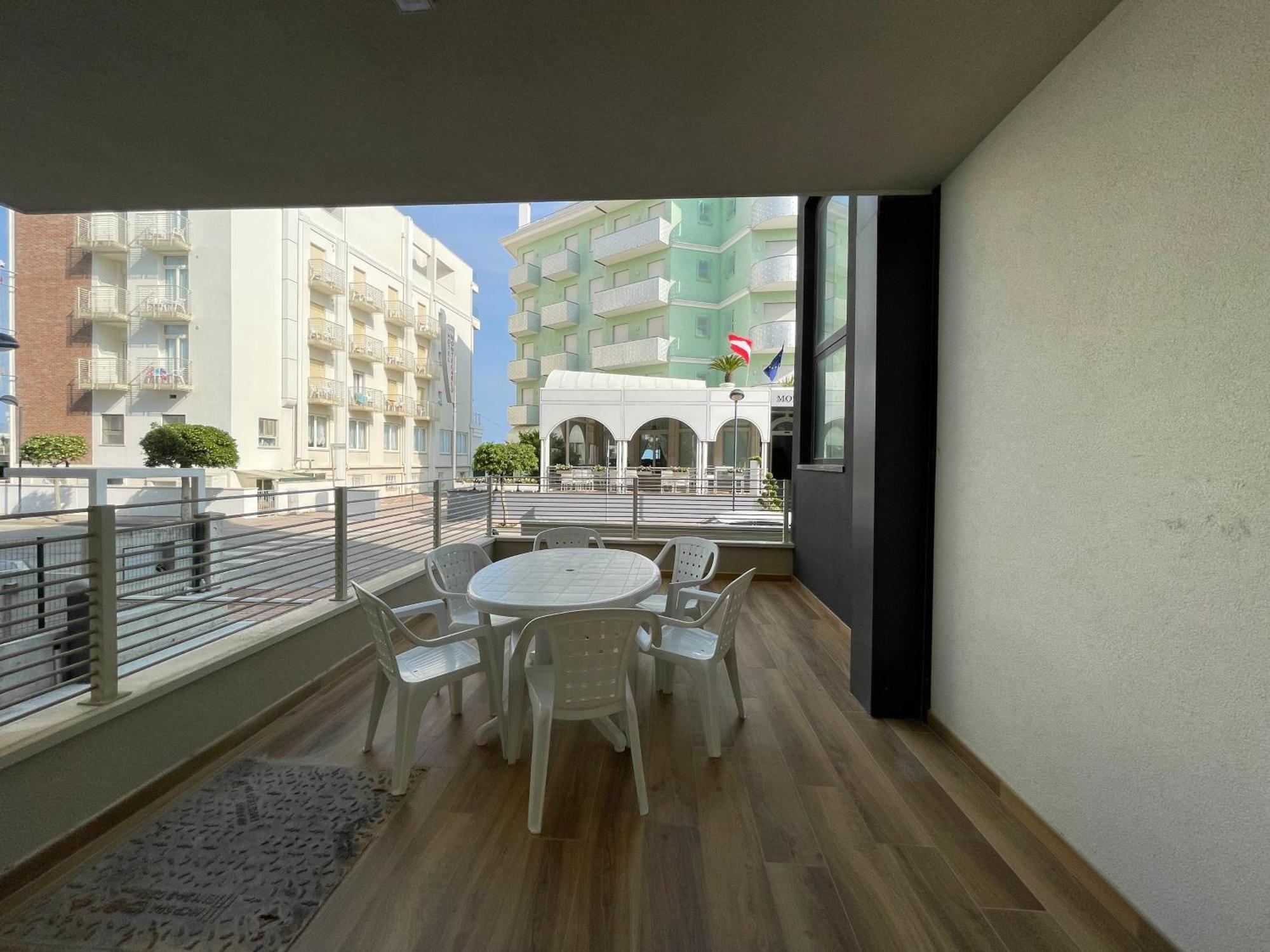 Marina Dream Beach Apartments With Sea View Terrace - Agenzia Cocal Caorle Bagian luar foto